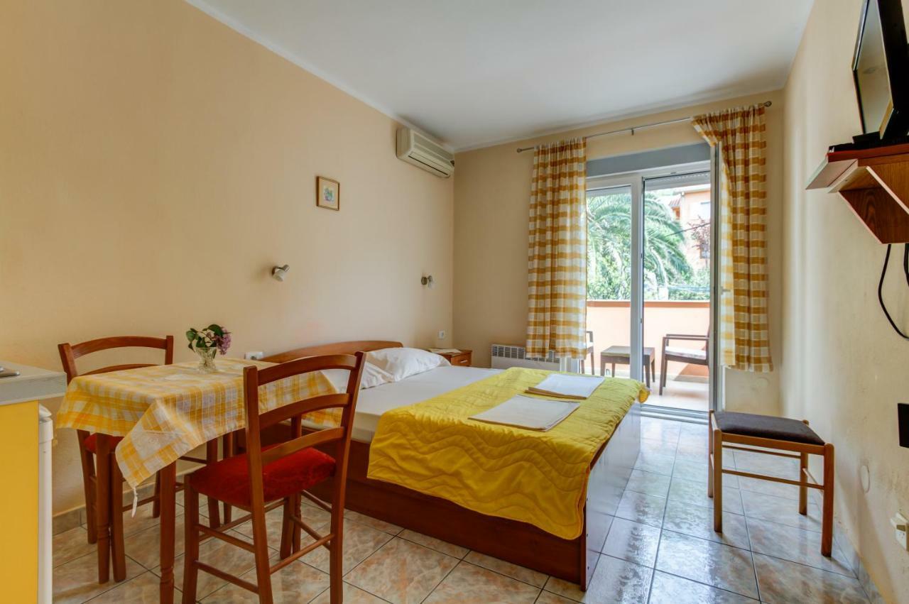 Apartmani Vesna Tivat Exterior foto