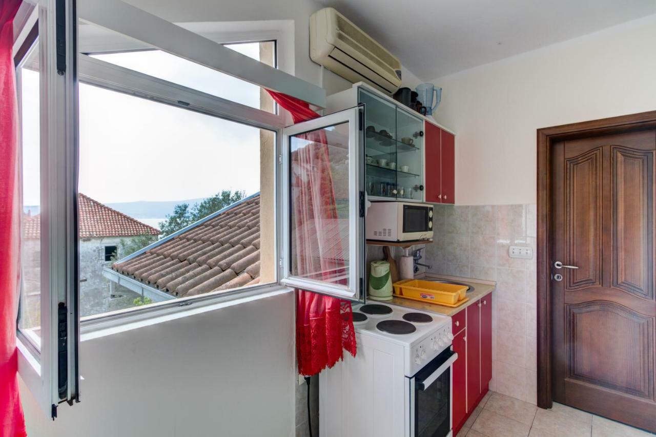 Apartmani Vesna Tivat Exterior foto